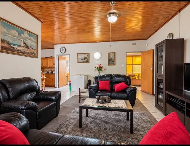 4 BEDROOM HOUSE FOR SALE IN RISIVILLE